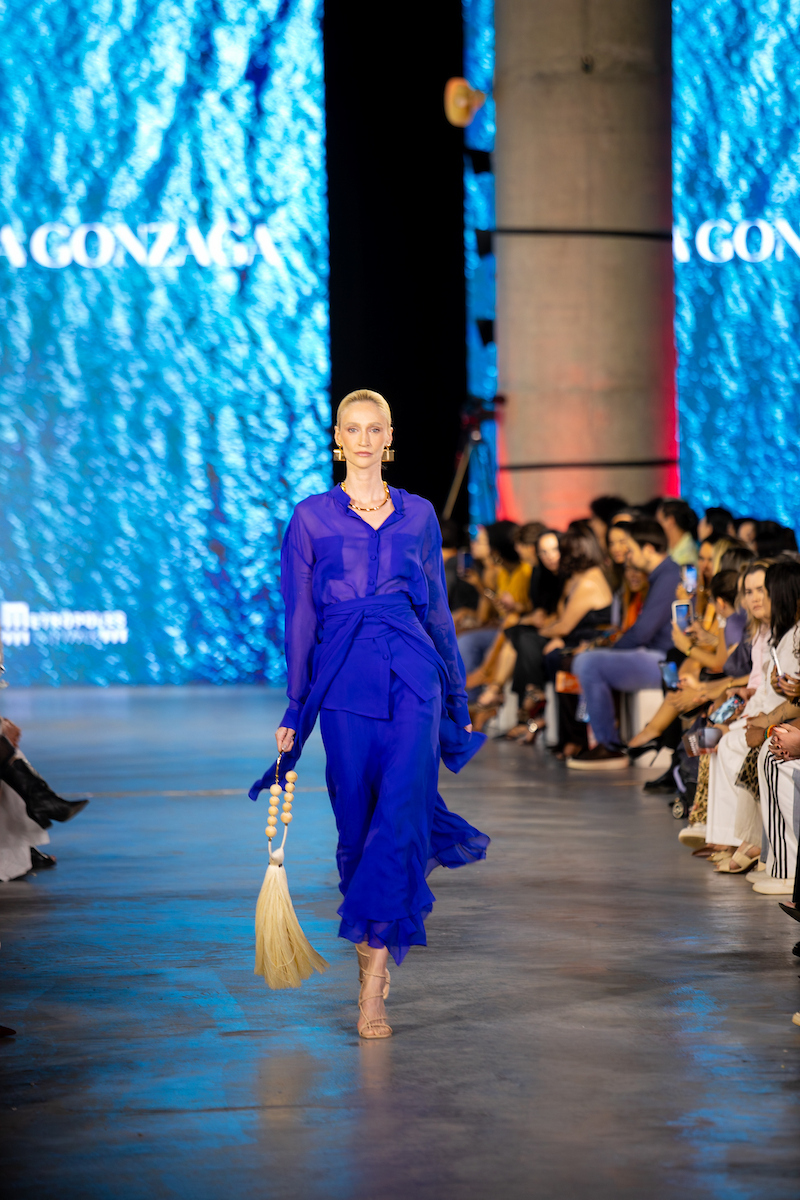 Metrópoles Catwalk celebra força da moda nacional com modelos consagradas
