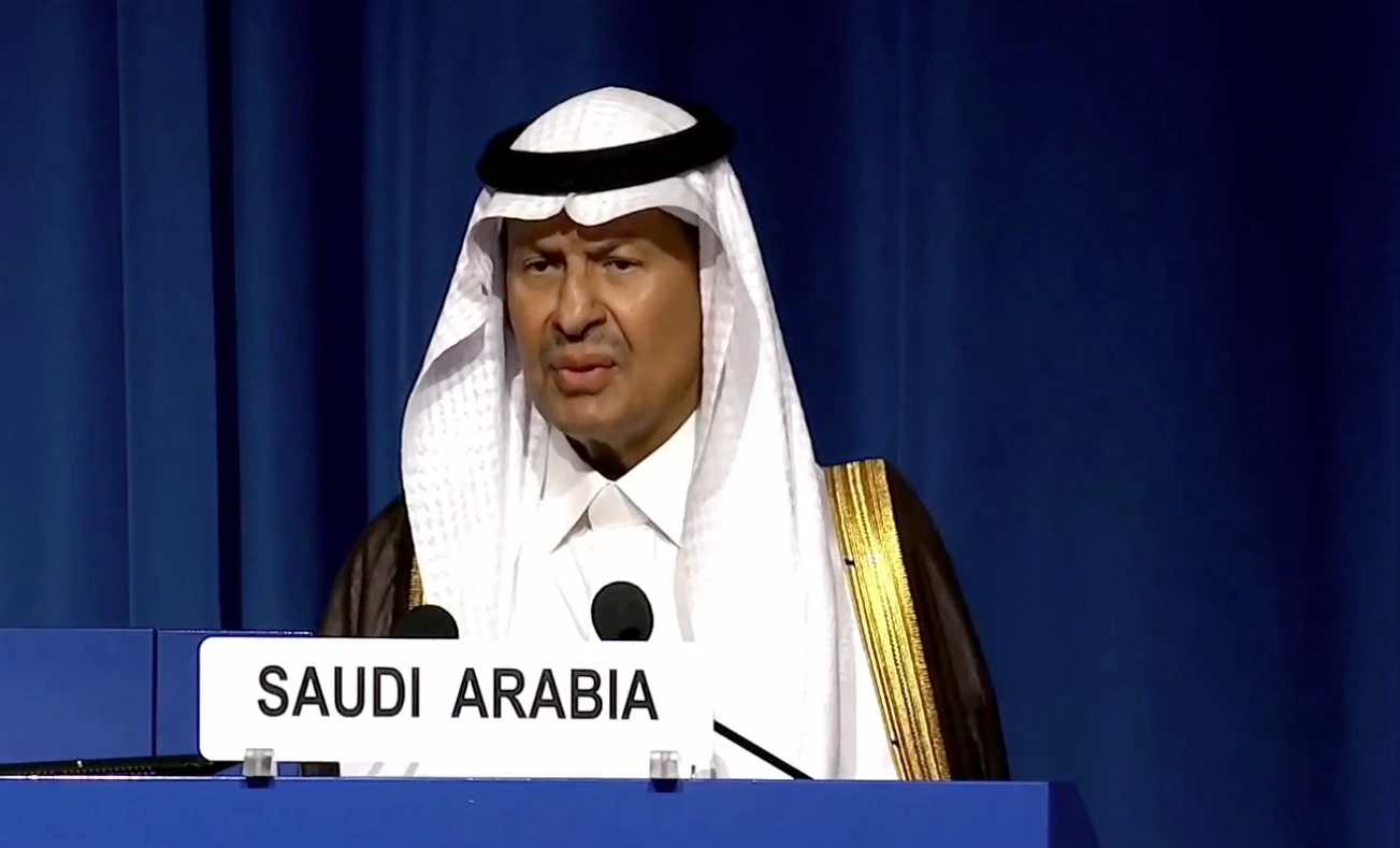 A Arábia Saudita destaca reformas trabalhistas na conferência do Cairo