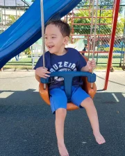 Imagem da matéria: Mãe faz mais de mil denúncias em busca de acessibilidade para o filho PCD