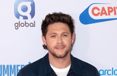 Niall Horan homenageia Liam Payne com gravação da voz do cantor durante abertura de turnê