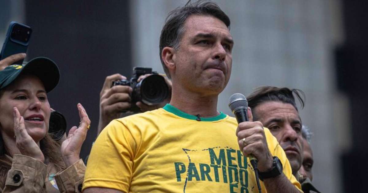 Flávio Bolsonaro defende manutenção de apostas esportivas, mas fala em por fim ao jogo do tigrinho