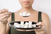 Gordura abdominal: nutri lista alimentos que podem "causar barriga"
