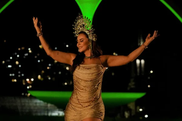 Imperatriz pediu aval da Grande Rio para ter Paolla Oliveira como rainha