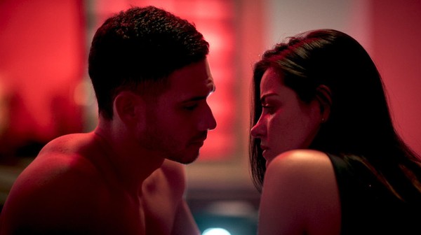12 séries com romances proibidos que vão te prender até o fim