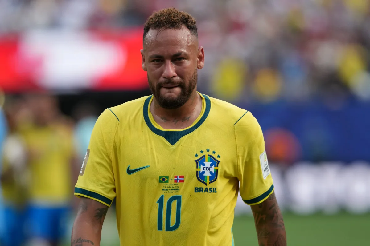 Foto colorida de Neymar - Metrópoles