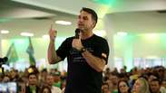 Fl&aacute;vio Bolsonaro nega que ir&aacute; retirar de Nossa Senhora Aparecida o t&iacute;tulo de Padroeira do Brasil: 'Fake news'