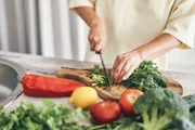 Hambúrguer de sardinha é rico em proteína e fácil de fazer; veja receita