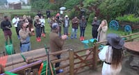 O preço da beleza! Serginho Hondjakoff faz a barba e deixa sede 24 horas sem academia