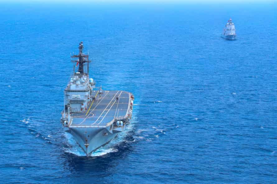 A Indonésia recebe seu primeiro porta-aviões no meio de debates sobre custos e ambições militares
