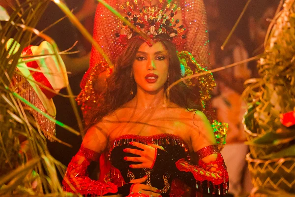 Anitta sobre reinado na Grande Rio: "Vou ficando o quanto vocês quiserem”