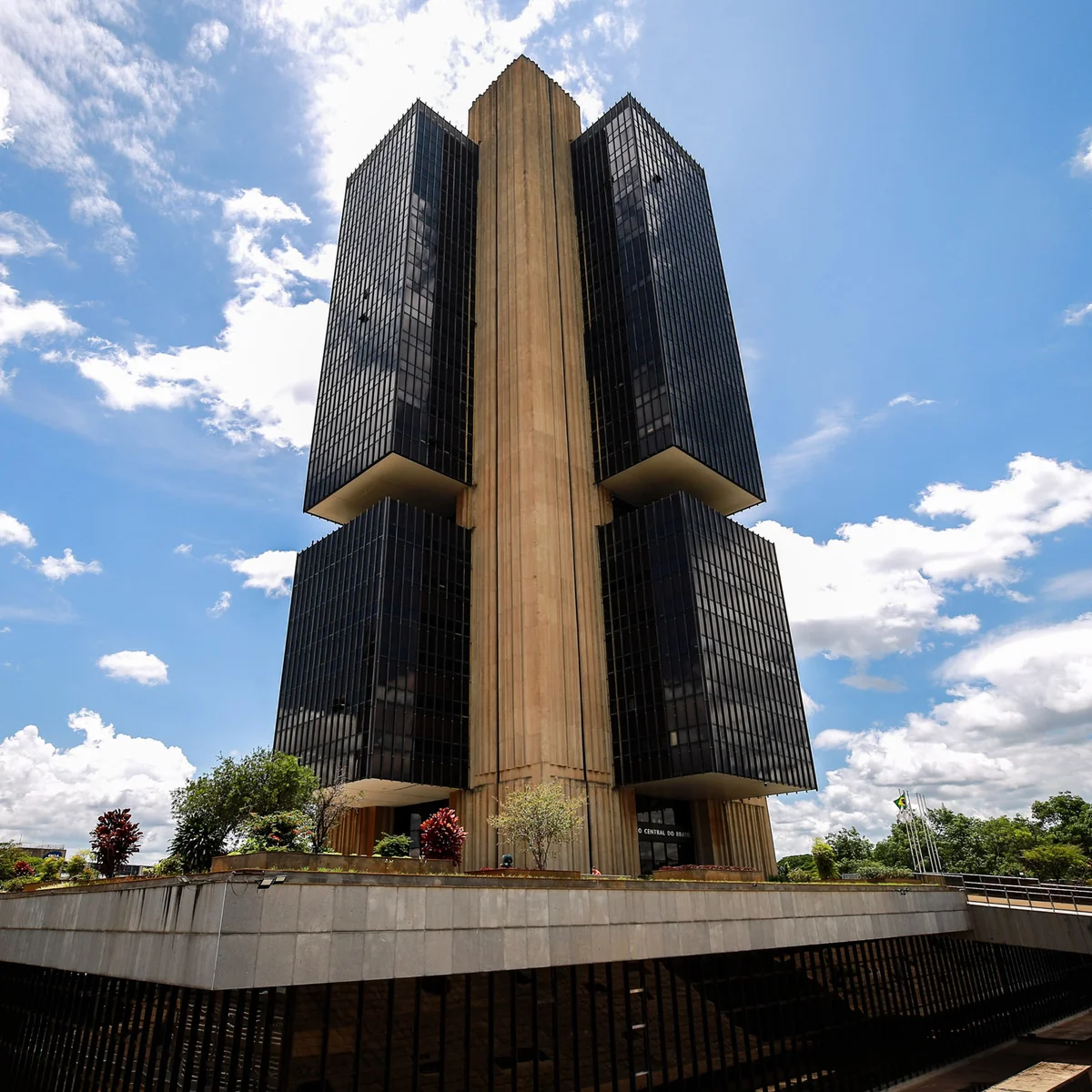 A 18 dias da eleição, BC define rumo da taxa de juros nesta quarta (16/9)