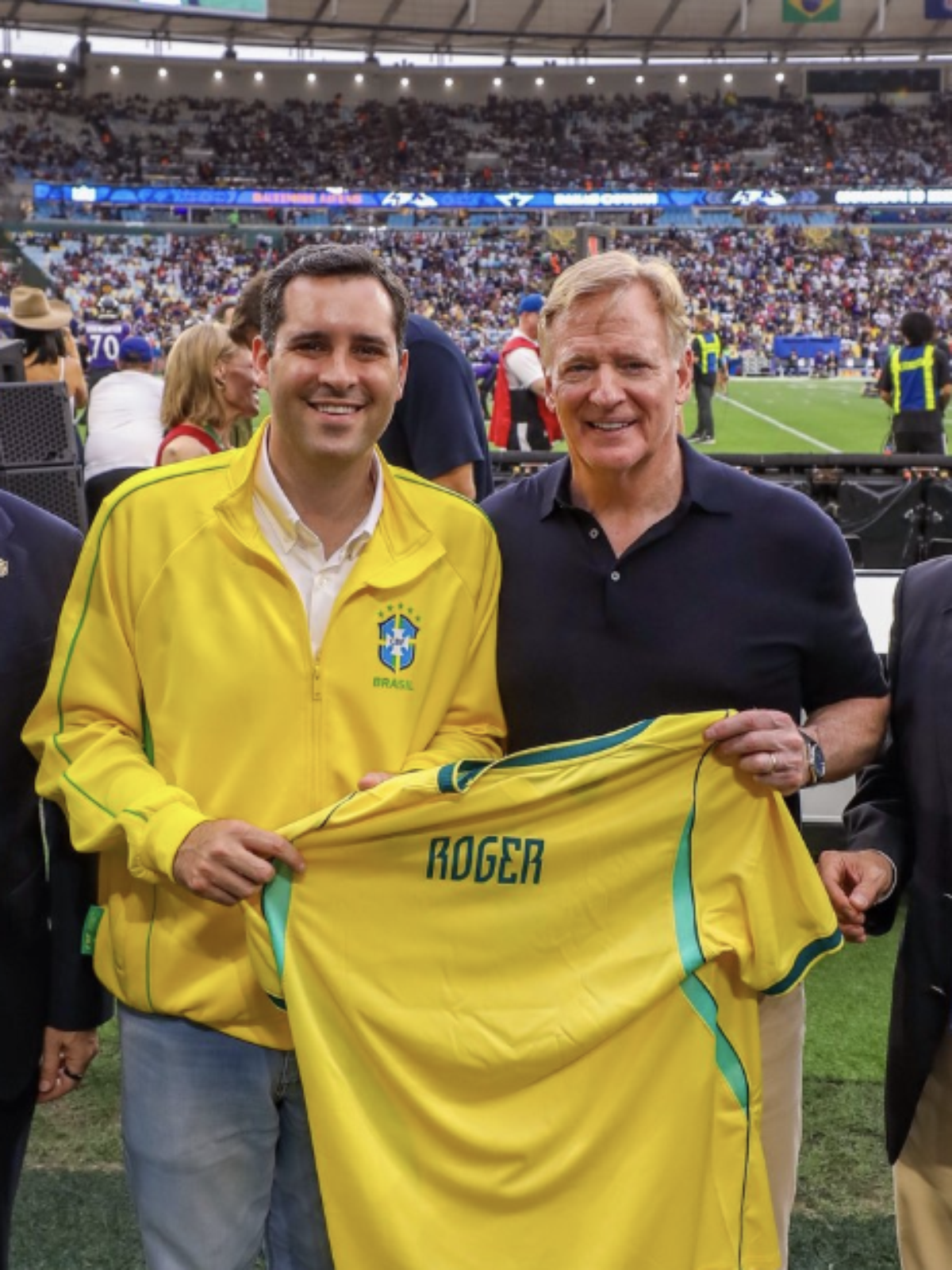 Prefeito do Rio vibra com NFL no Maracanã, mas diz não entender do jogo: ‘Nem conheço as regras’