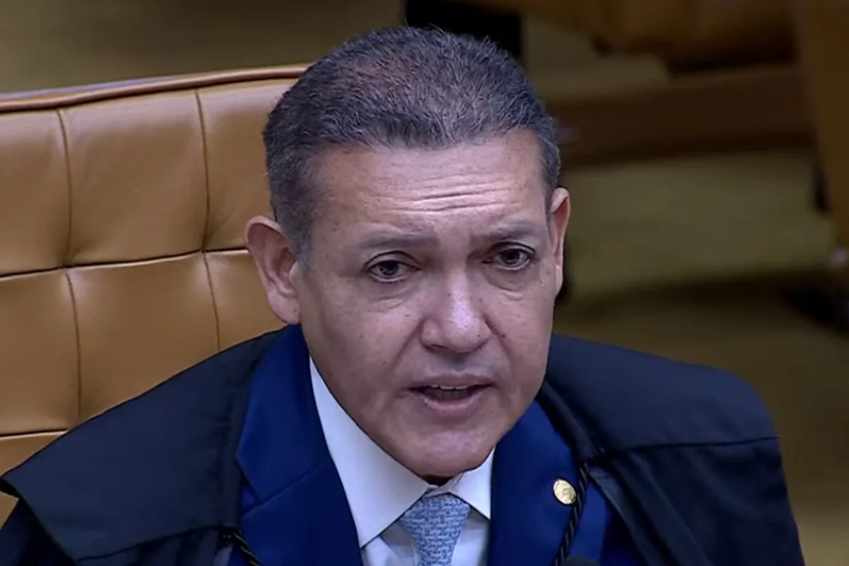 O conselho que levou Nunes Marques a deixar o julgamento de Moraes