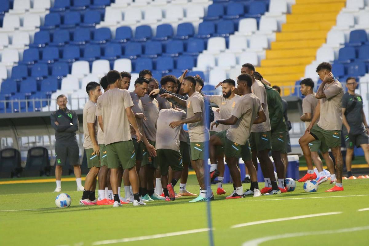 Honduras com visita especial e a triste foto de Edwin no último treino