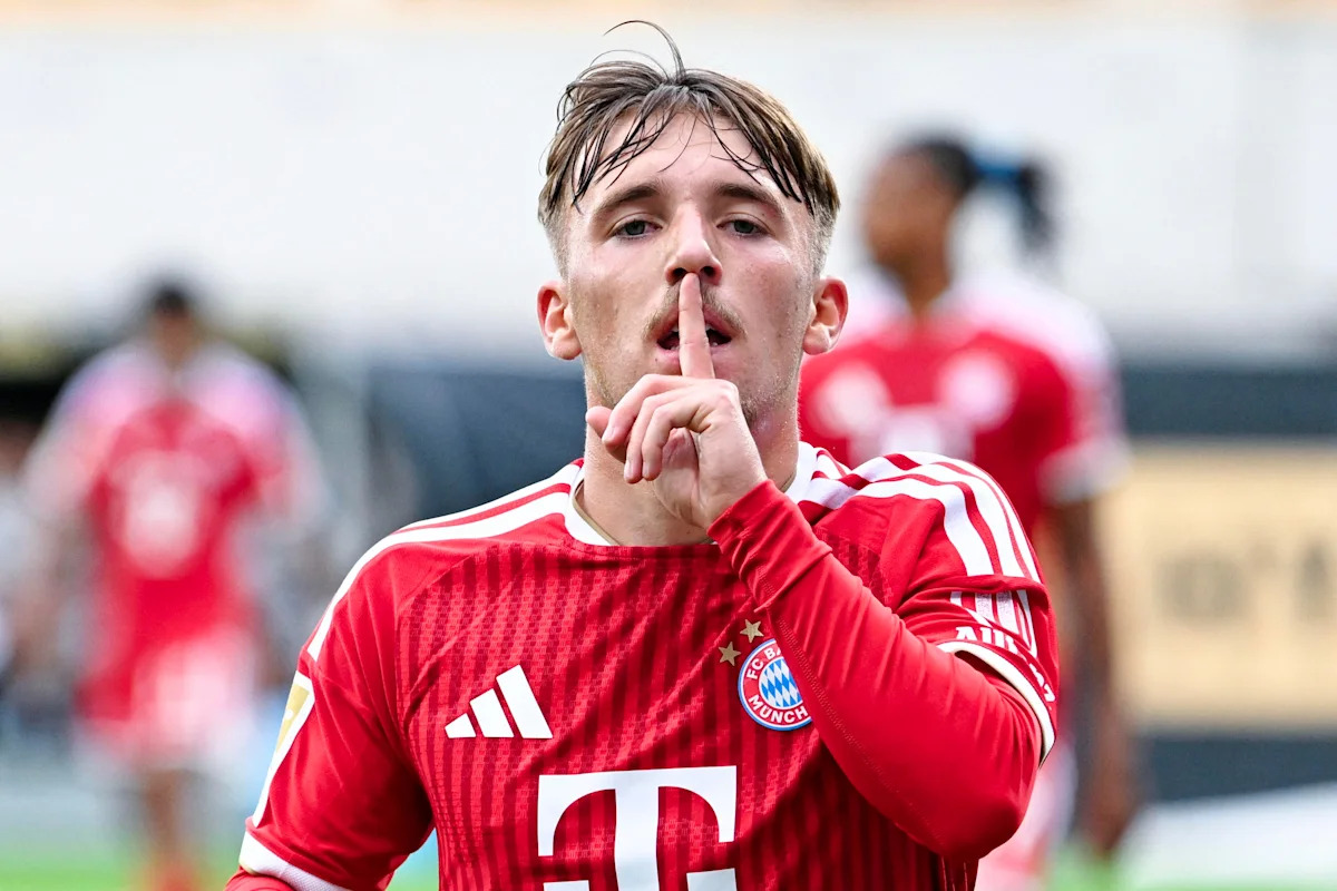 O treinador alemão Jürgen Klopp espera grandes coisas do astro 'descolado' e 'poderoso' Lennart Karl do Bayern de Munique