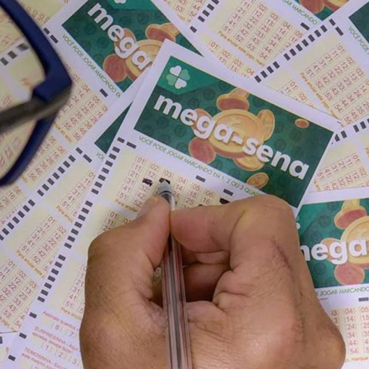 Mega-Sena: duas apostas do DF acertam a quina e faturam até R$ 96 mil
