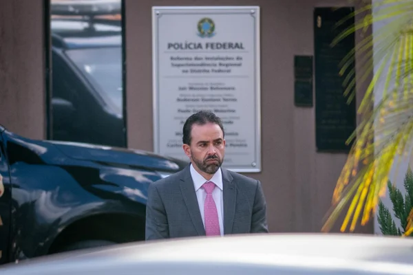 Advogado de Vorcaro pede audiência com Fachin para discutir recurso