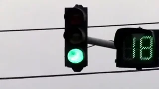 Adeus às multas injustas? Semáforos com radar podem ser obrigados a ter contagem regressiva