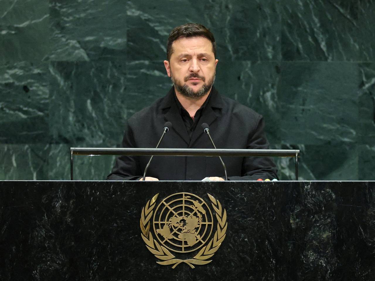 Um jornalista que observa Zelensky desde 2019 falou sobre mudanças em sua personalidade