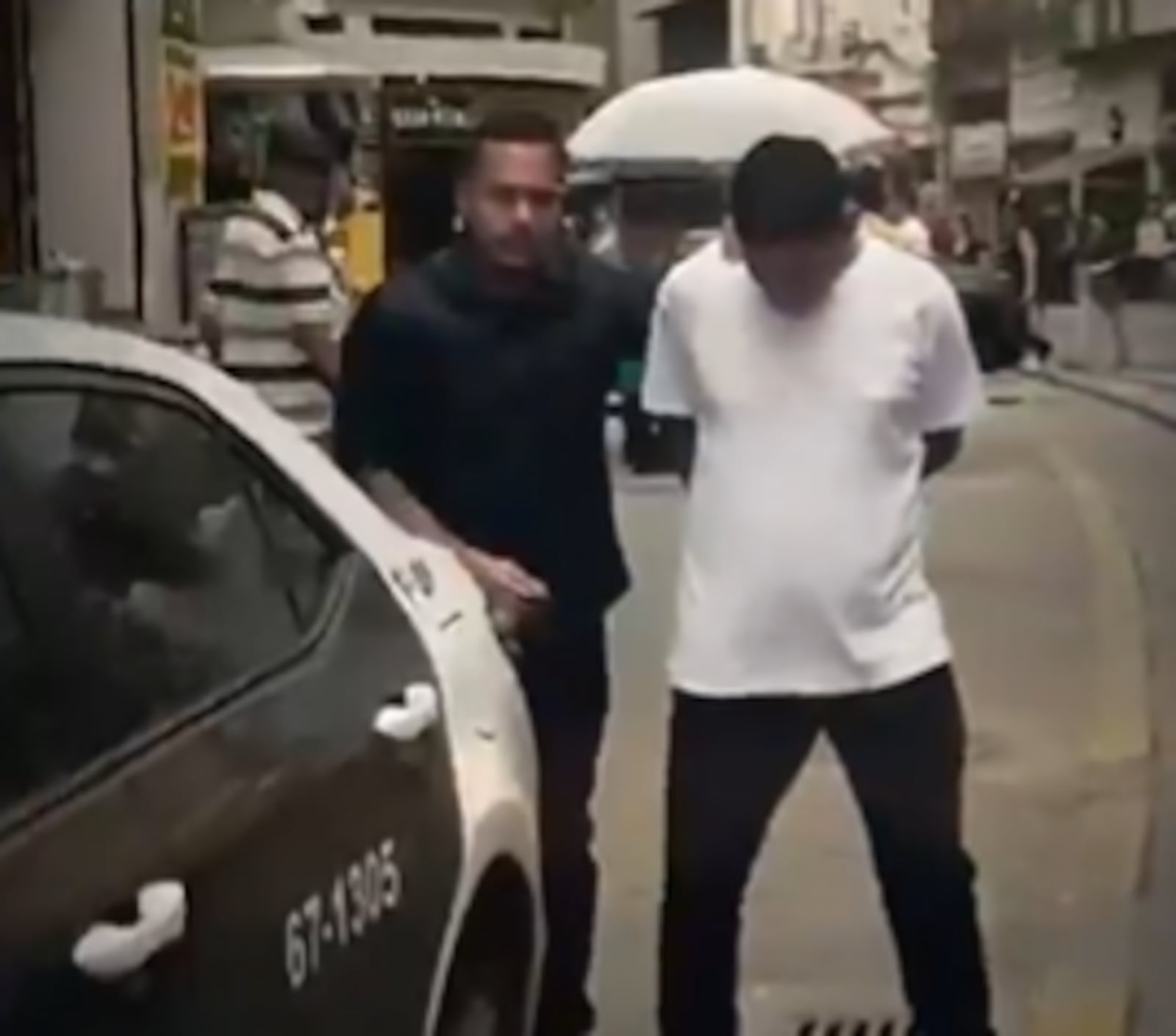 Agentes da 1ª DP capturaram suspeito no Centro do Rio Reprodução/Polícia Civil