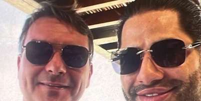 Fl&aacute;vio Bolsonaro tem foto com 'Sic&aacute;rio' divulgada por site, mas nega conhec&ecirc;-lo Foto: Reprodu&ccedil;&atilde;o/ICL