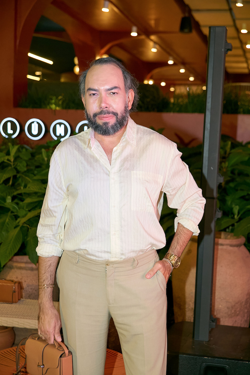Marcelo Chaves reúne amigos especiais para celebrar nova idade na CASACOR