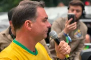 Flávio aposta em ataques a Lula, voto útil e Sudeste no fim do 1º turno