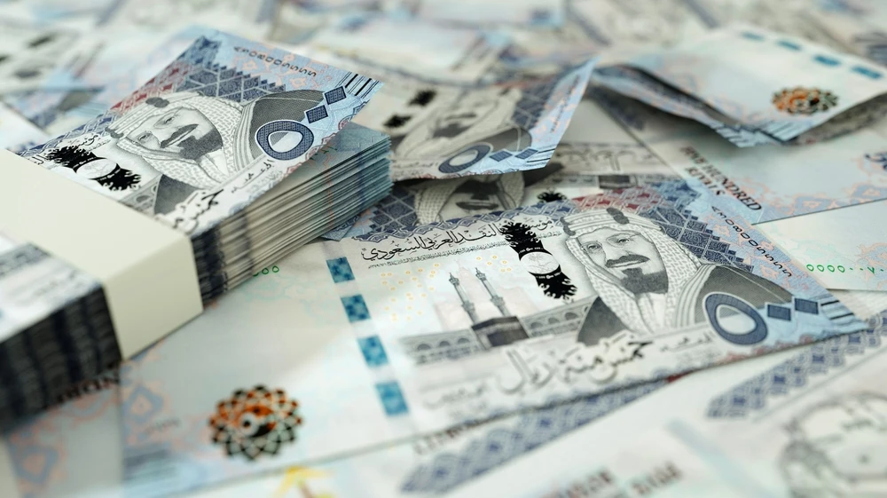 Arábia Saudita e países do Golfo aumentam taxas de juros após alta da Fed dos EUA