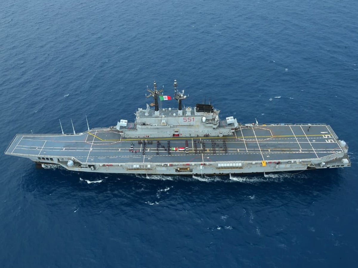 A Indonésia recebe seu primeiro porta-aviões no meio de debates sobre custos e ambições militares