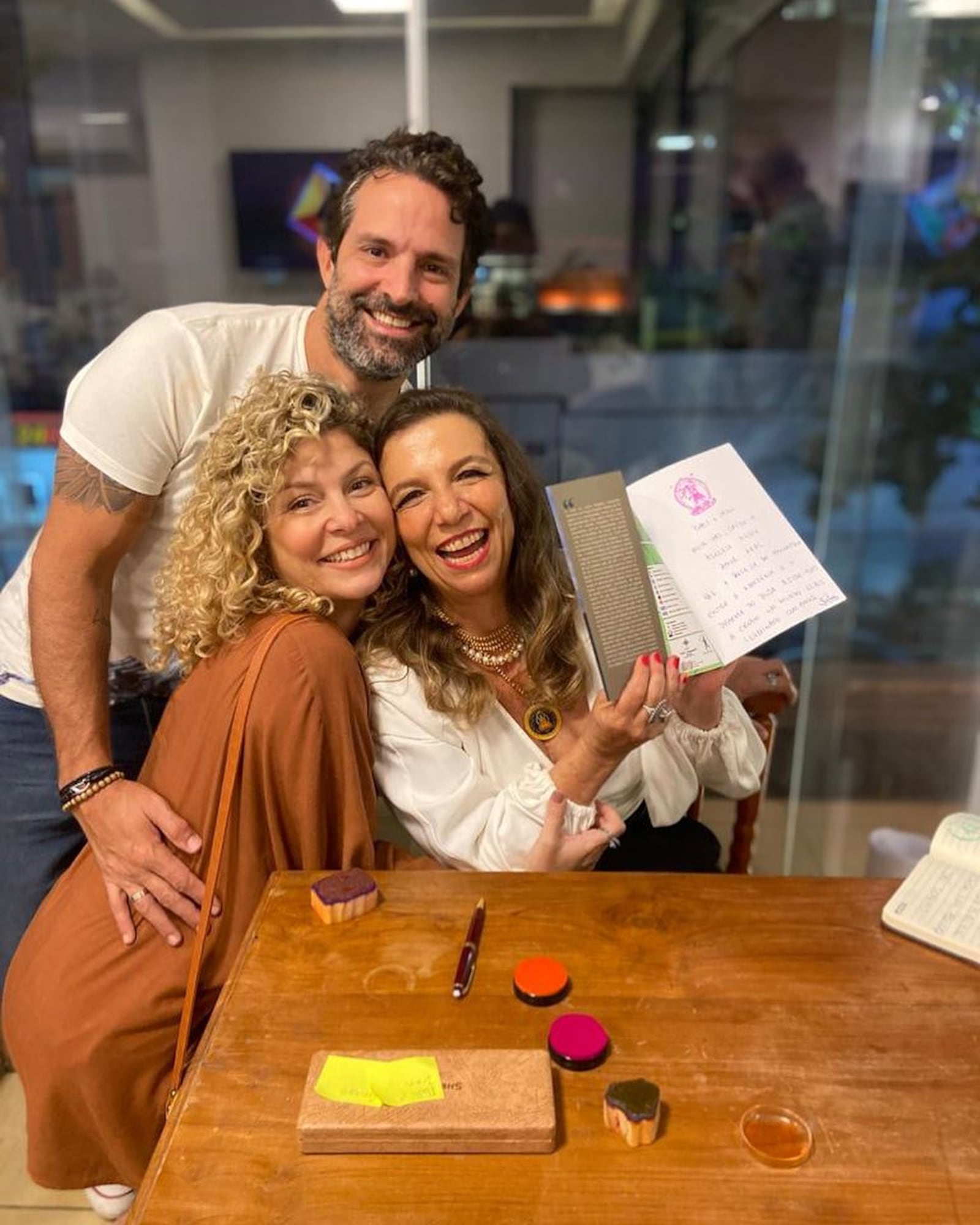Babi Borges e Iran Malfitano são leitores de Débora Reprodução/Instagram