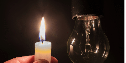Os consumidores contam com mecanismos regulat&oacute;rios para situa&ccedil;&otilde;es que ultrapassam a simples interrup&ccedil;&atilde;o do fornecimento de energia Foto: Yevhen Prozhyrko | Shutterstock / Portal EdiCase