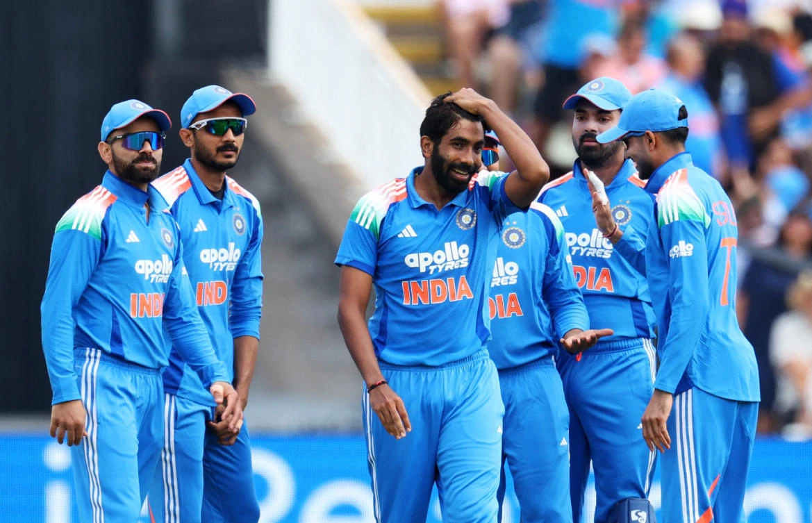 India ease to six-wicket win over England in first ODI