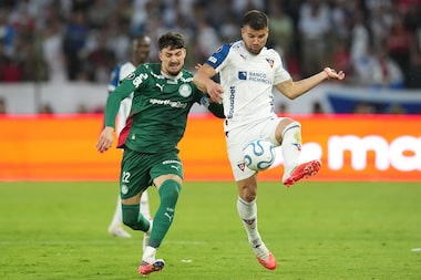 Palmeiras se acovarda, leva virada da LDU, mas se classifica nos pênaltis graças a Carlos Miguel