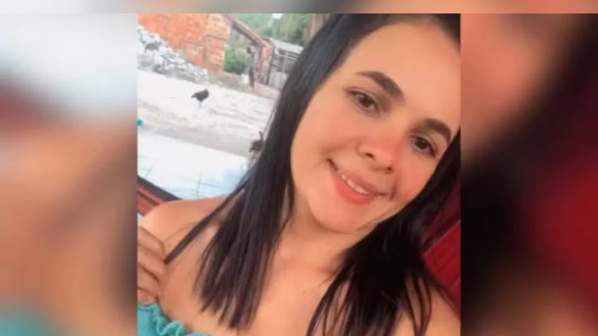 Mulher é morta a marteladas dentro de casa na frente do pai; ex é suspeito