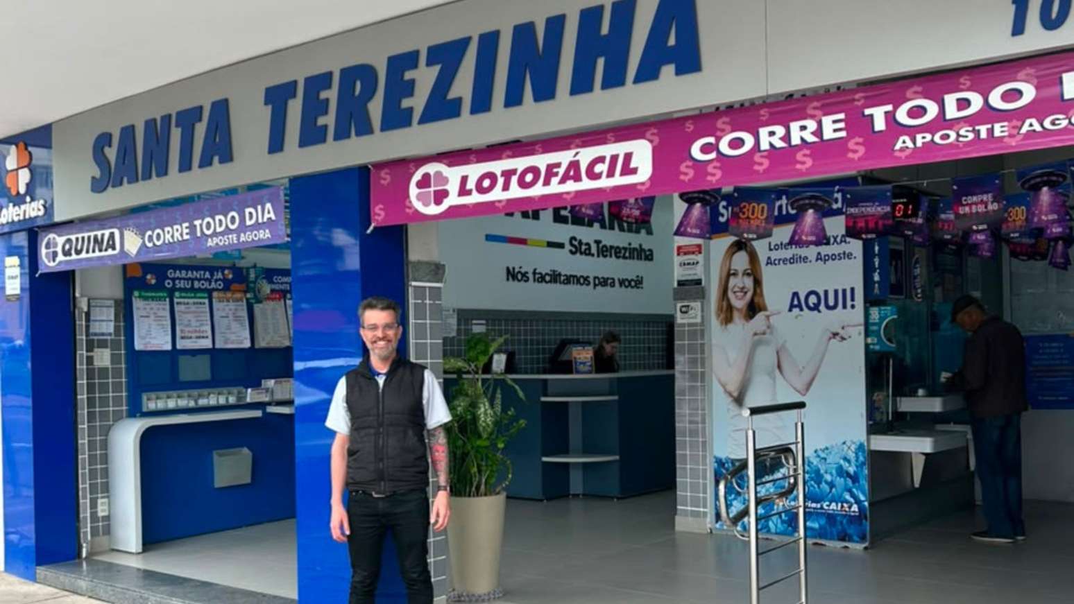 Dono da lotérica Santa Terezinha, Victor Medeiros, de 41 anos, diz que ficou surpreso e muito feliz ao saber do jogo premiado na Lotofácil da Independência
