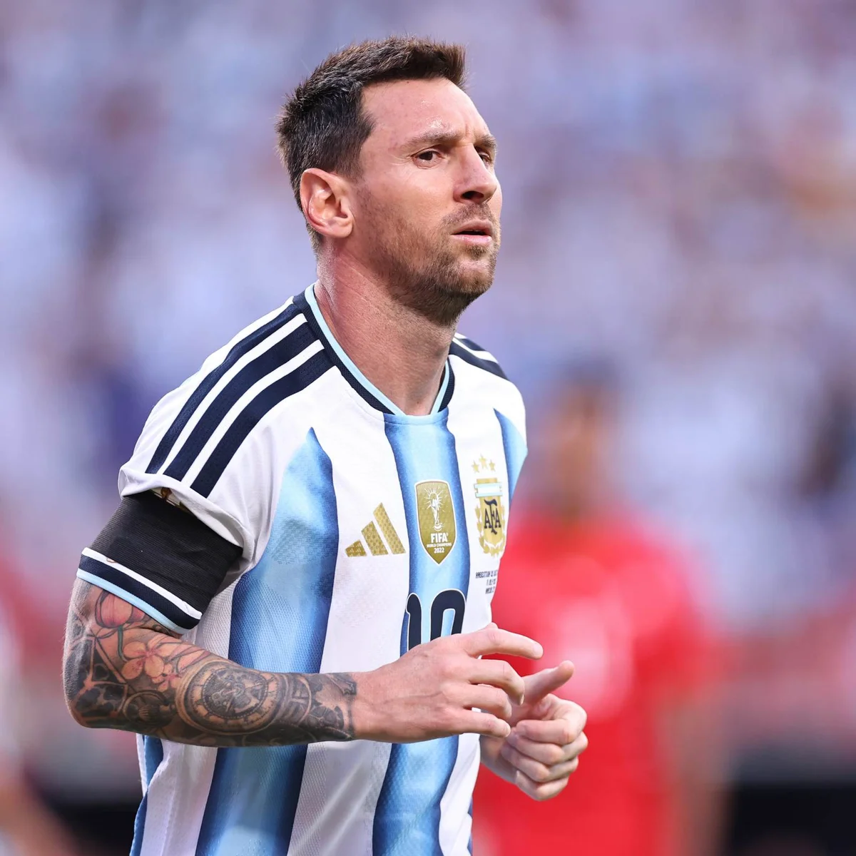 Lionel Messi é convocado para seleção argentina após anunciar aposentadoria