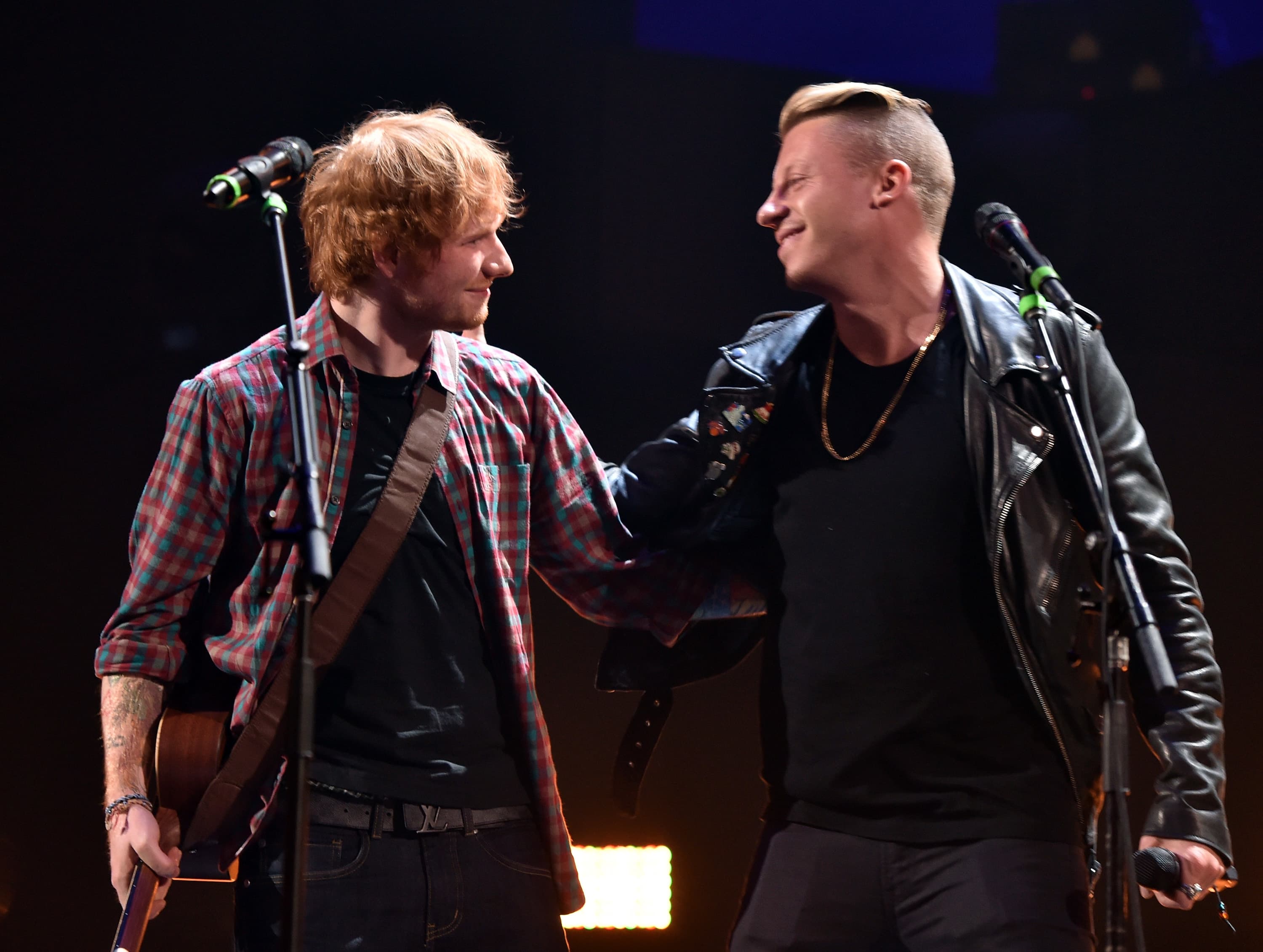O artista do mural de Ed Sheeran diz que o vandalismo é uma 'adição bem-vinda'