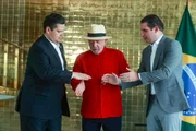 Davi Alcolumbre, Lula e Hugo Motta durante almoço no Palácio da Alvorada, em Brasília