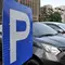 Mesin Mobil Terus Menyala Saat Parkir, BBM Terbuang