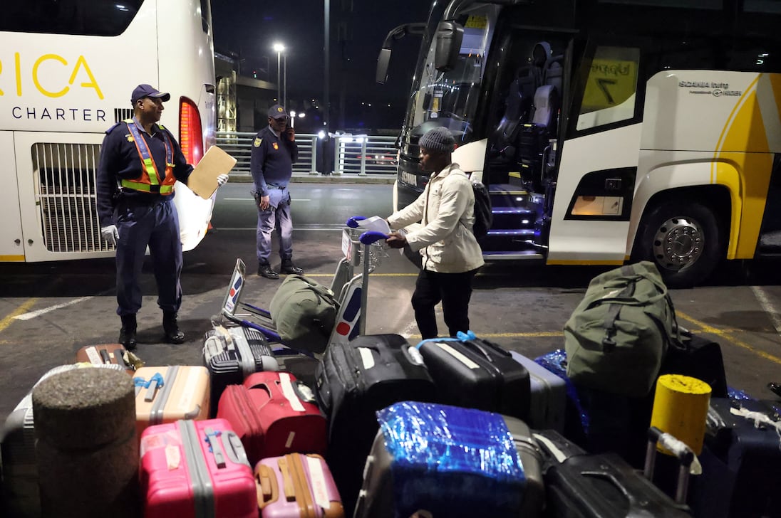 A maioria dos africanos se opõe ao emprego de imigrantes e à admissão de refugiados.