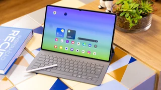 Galaxy Tab S11 Ultra cai para R$ 6.749 com teclado e S Pen inclusos