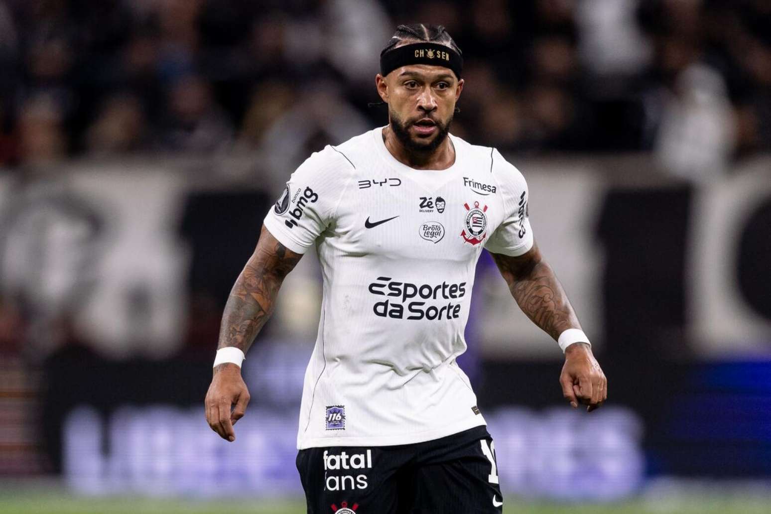 Memphis Depay perdeu p&ecirc;nalti em elimina&ccedil;&atilde;o da Libertadores &ndash;