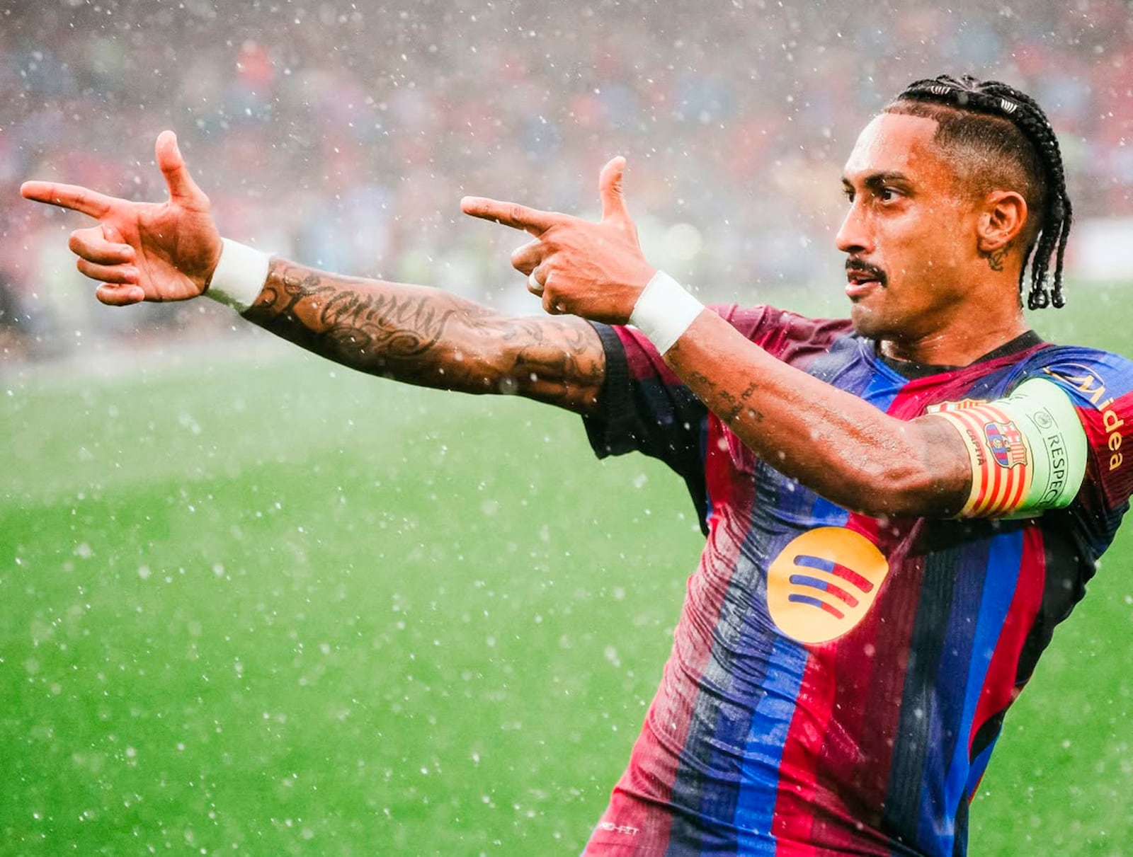 Raphinha começou a temporada deste ano 'on fire' e só faltou fazer chover