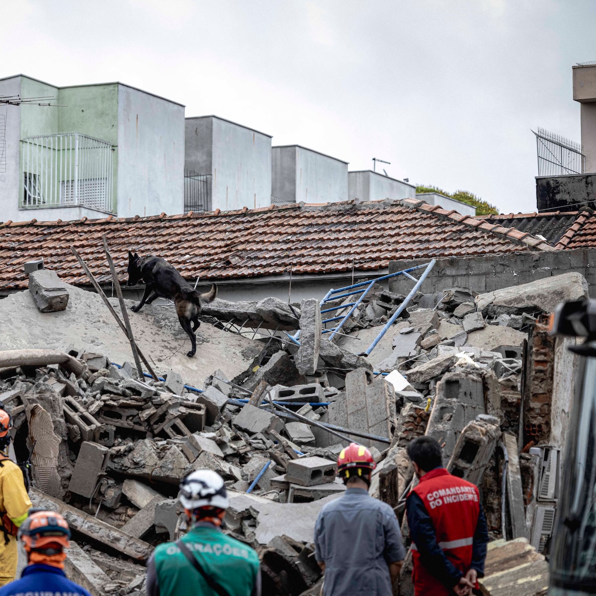 Engenheiro alertou para falhas estruturais e risco de colapso em prédio que desabou em SP