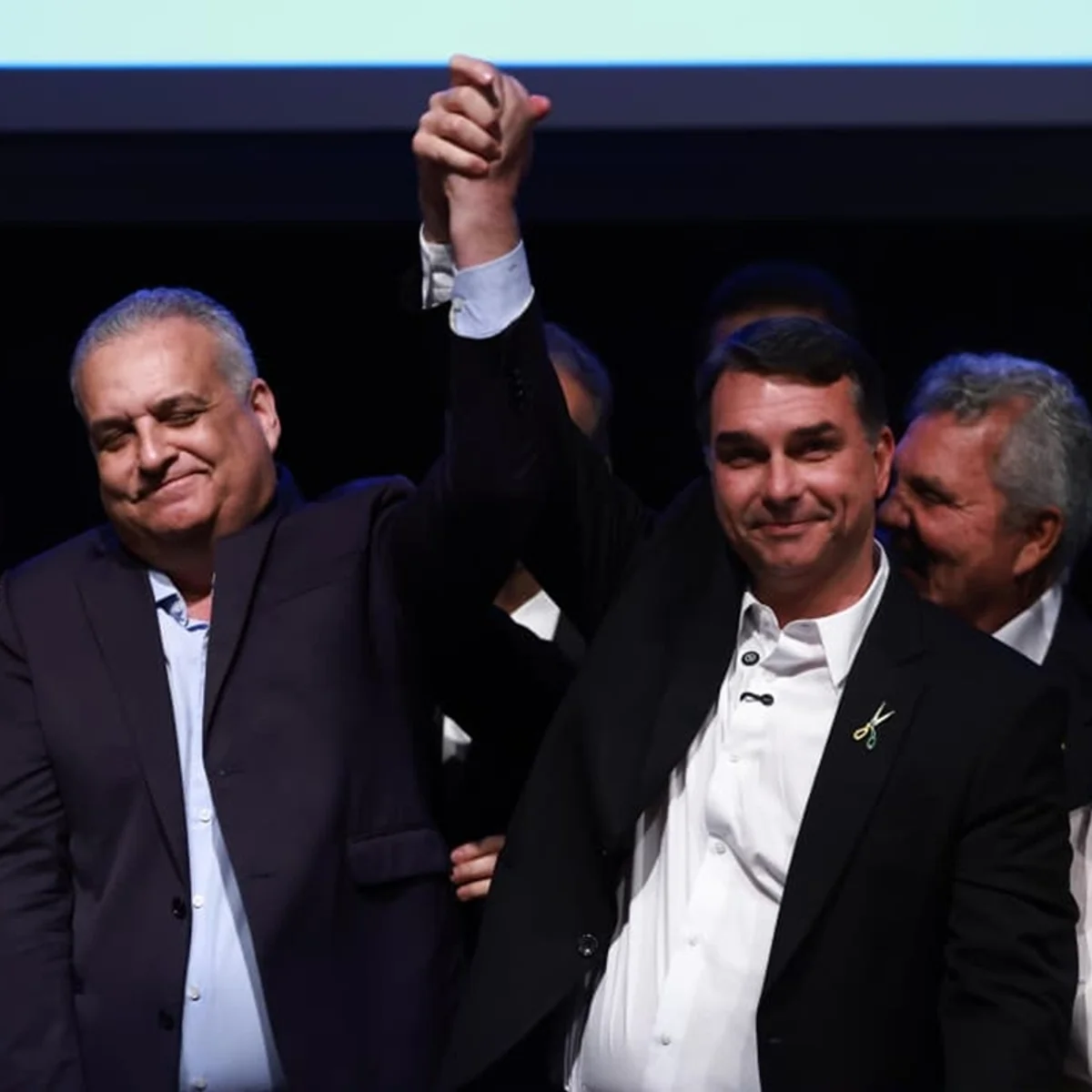 Flávio aposta em ataques a Lula, voto útil e Sudeste no fim do 1º turno