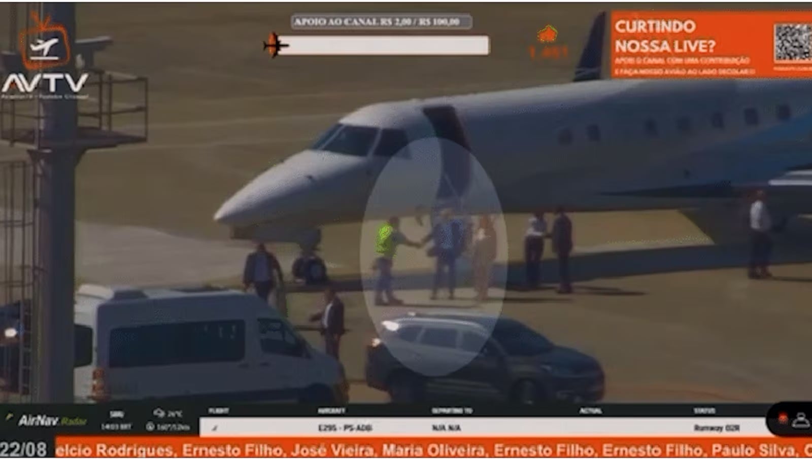 Imagens mostram Alexandre de Moraes no jatinho de Vorcaro A10Mais