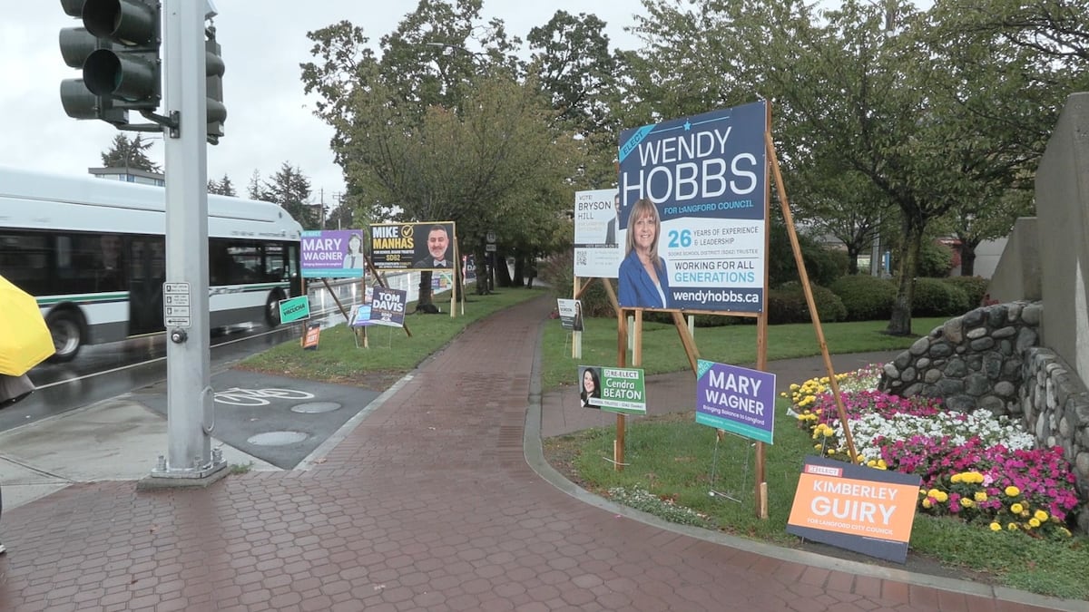 As parallel elections loom, The Sign Pad says business is booming
