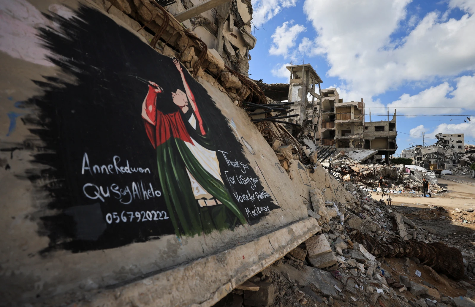 Mural do rapper Macklemore pintado em Gaza após o escândo da turnê de Sheeran