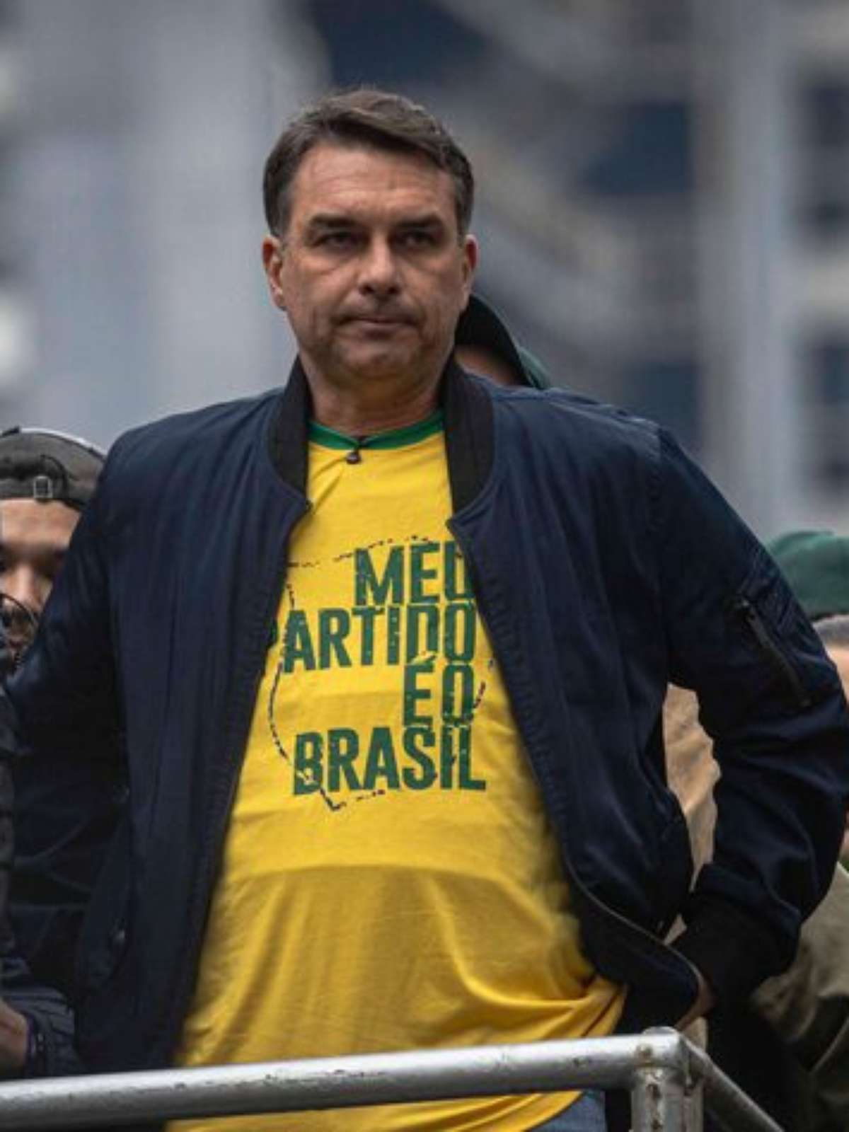 PF investiga desvio de emendas negociadas entre assessora de Flávio Bolsonaro e condenado por morte de Marielle Franco
