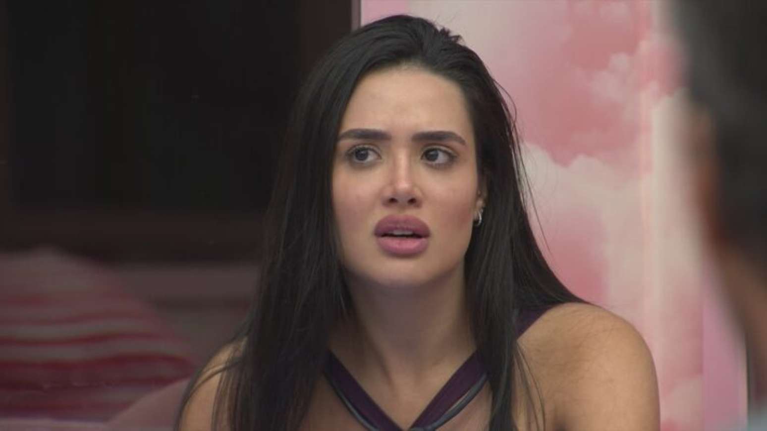 A ex-BBB Jordana Morais afirmou que o assalto aconteceu durante o dia, em seu primeiro fim de semana na nova casa